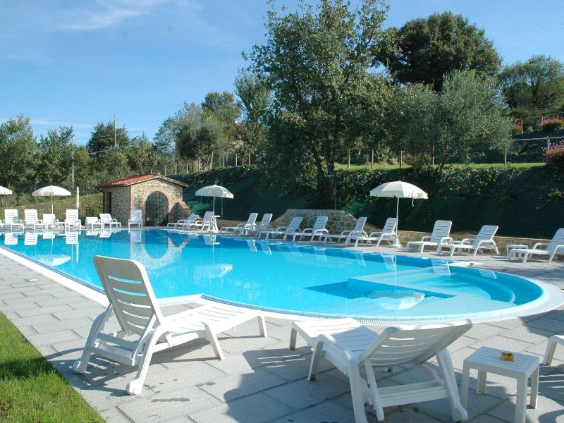 Air Conditioned Flat With Pool And Wellness Area image