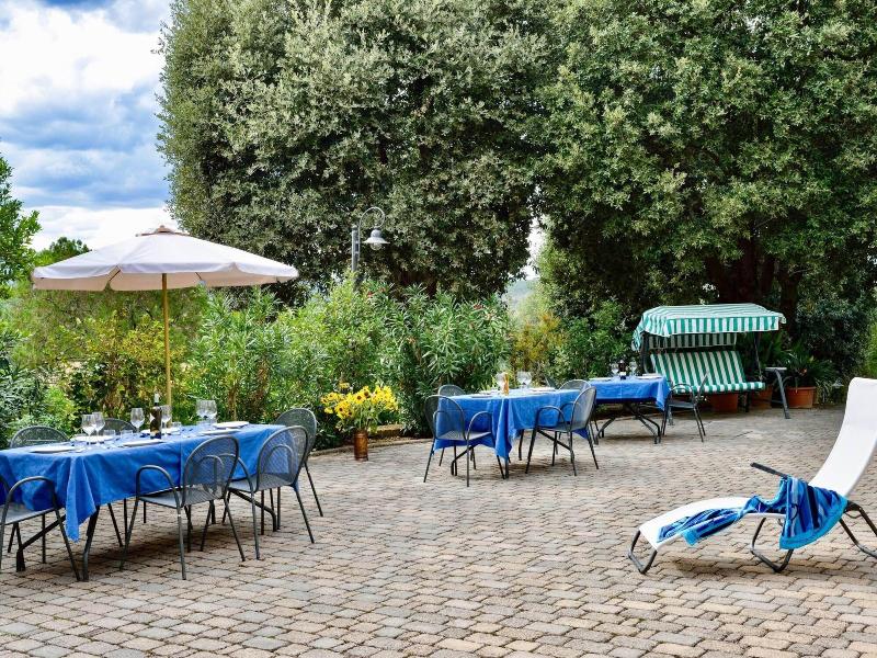 Air Conditioned Flat With Pool And Wellness Area image