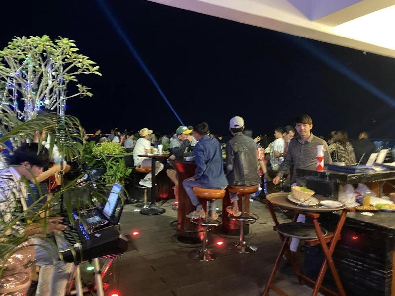 V V Hotel Battambang image