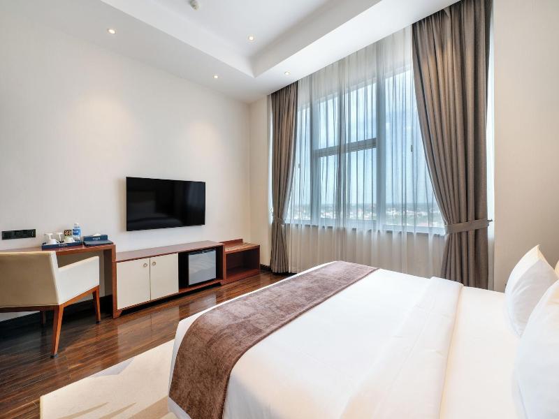 V V Hotel Battambang image