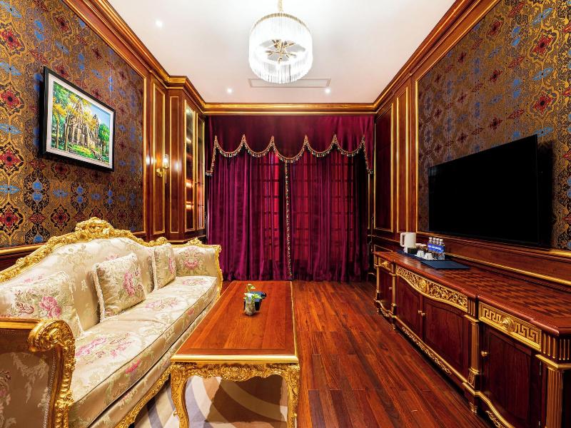 V V Hotel Battambang image