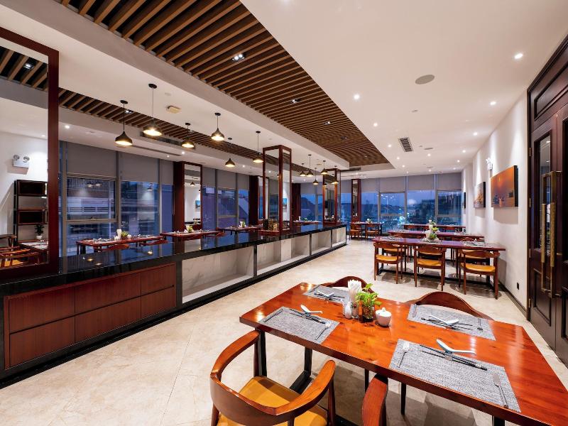 V V Hotel Battambang image