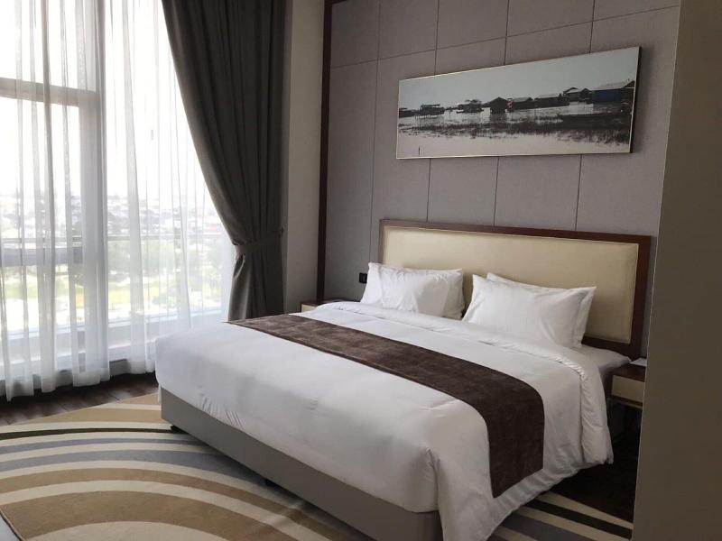 V V Hotel Battambang image