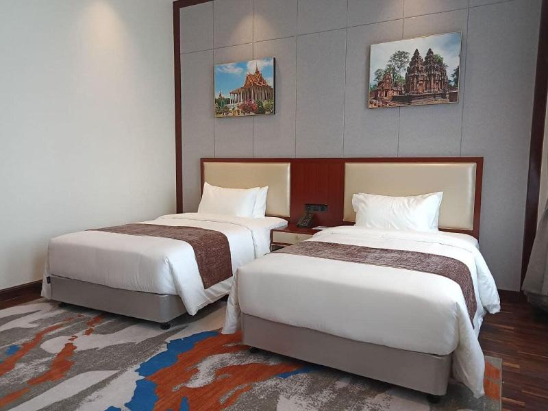 V V Hotel Battambang image