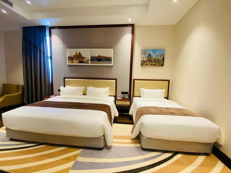 V V Hotel Battambang image