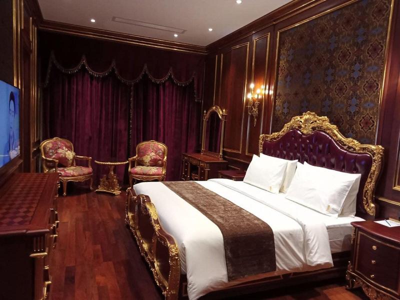 V V Hotel Battambang image