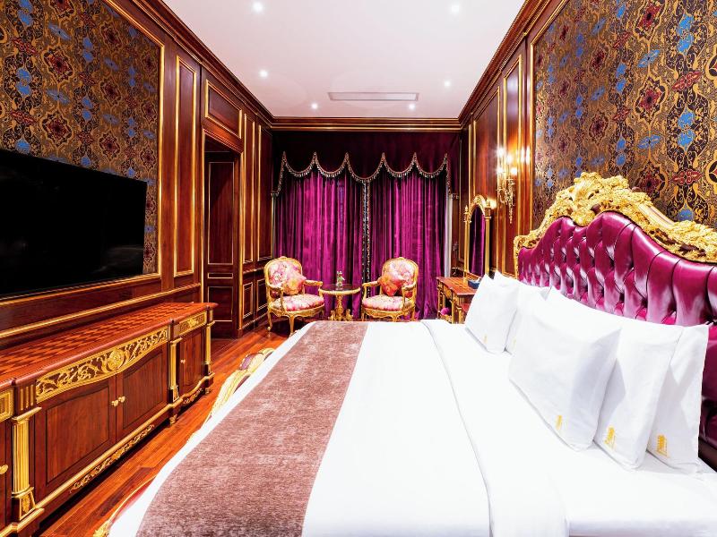 V V Hotel Battambang image