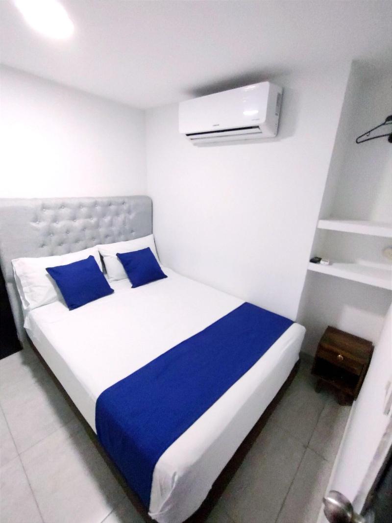 Hotel Tranvia Santa Marta image