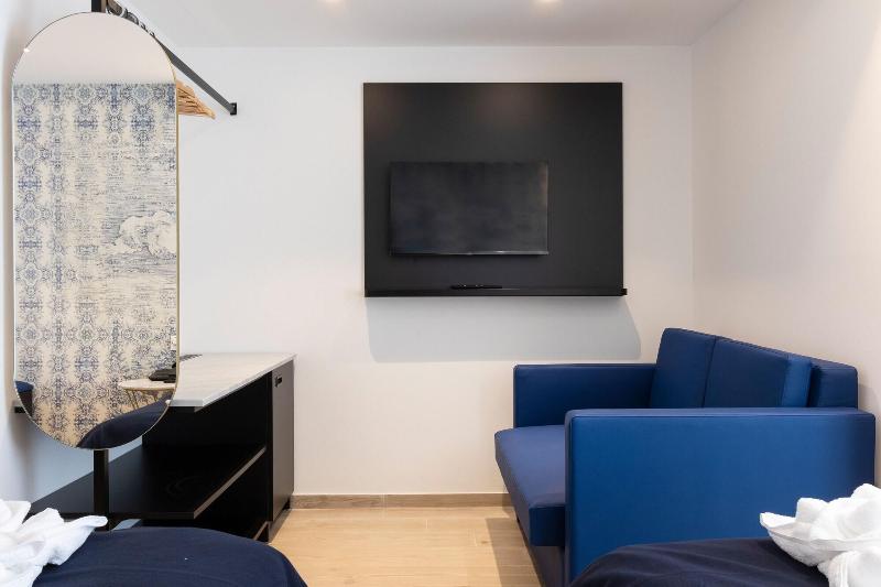 G Hotel By Jl image