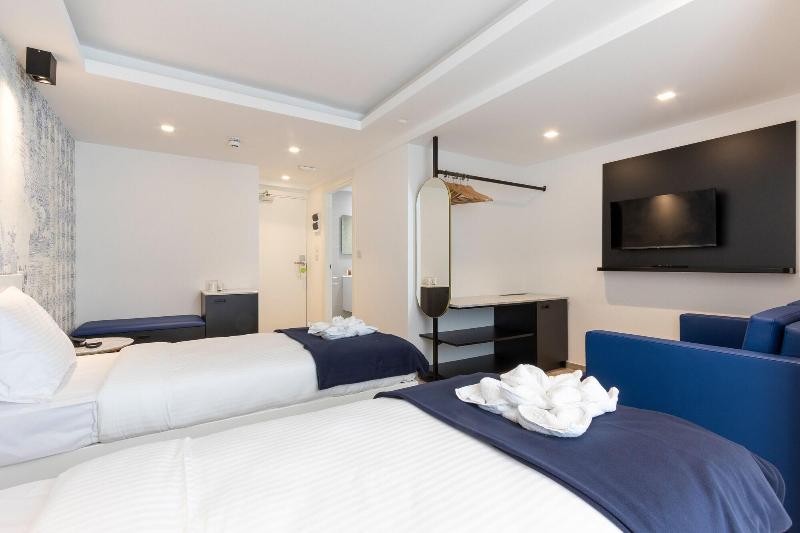 G Hotel By Jl image