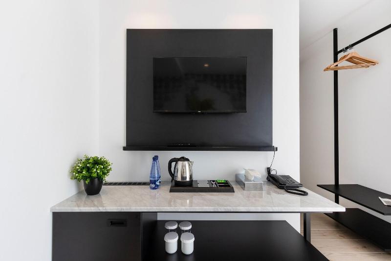 G Hotel By Jl image