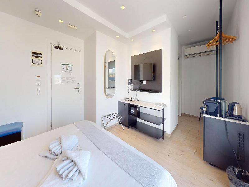 G Hotel By Jl image