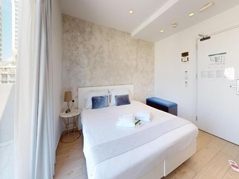 G Hotel By Jl image