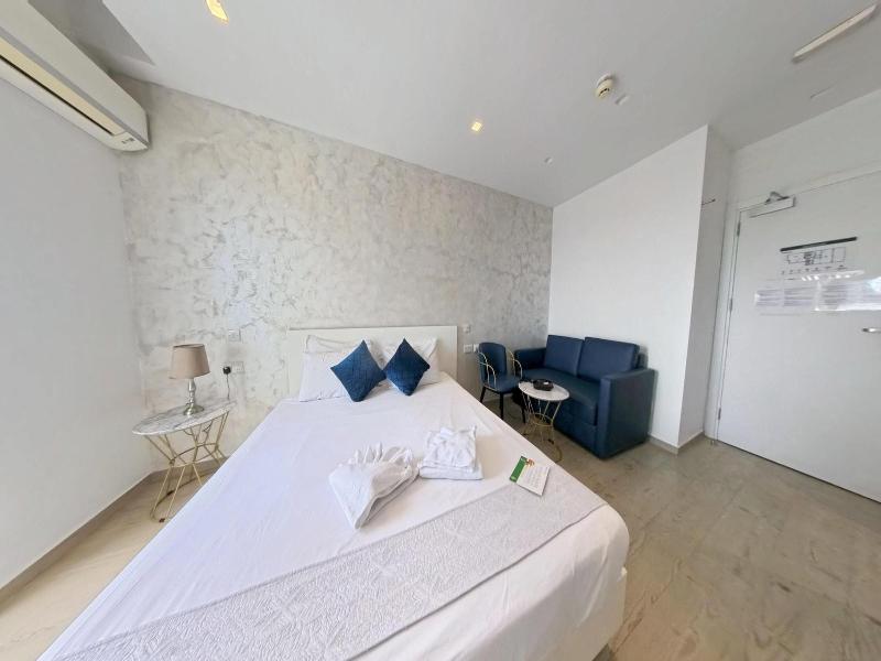 G Hotel By Jl image