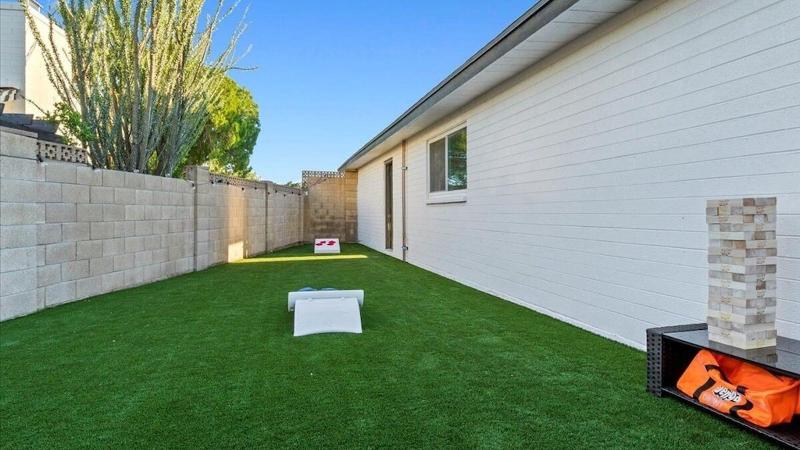 Just Listed Old Town Paradise W Htd Pool Spa image