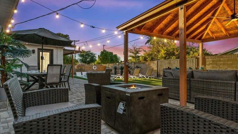 Just Listed Old Town Paradise W Htd Pool Spa image