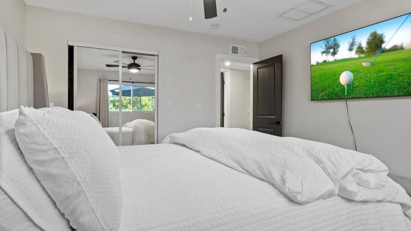 Just Listed Old Town Paradise W Htd Pool Spa image