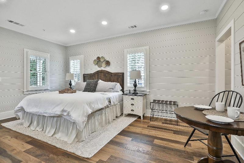 The Cottages At Laurel Brooke image