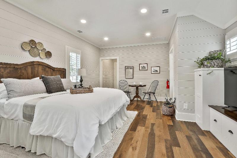 The Cottages At Laurel Brooke image
