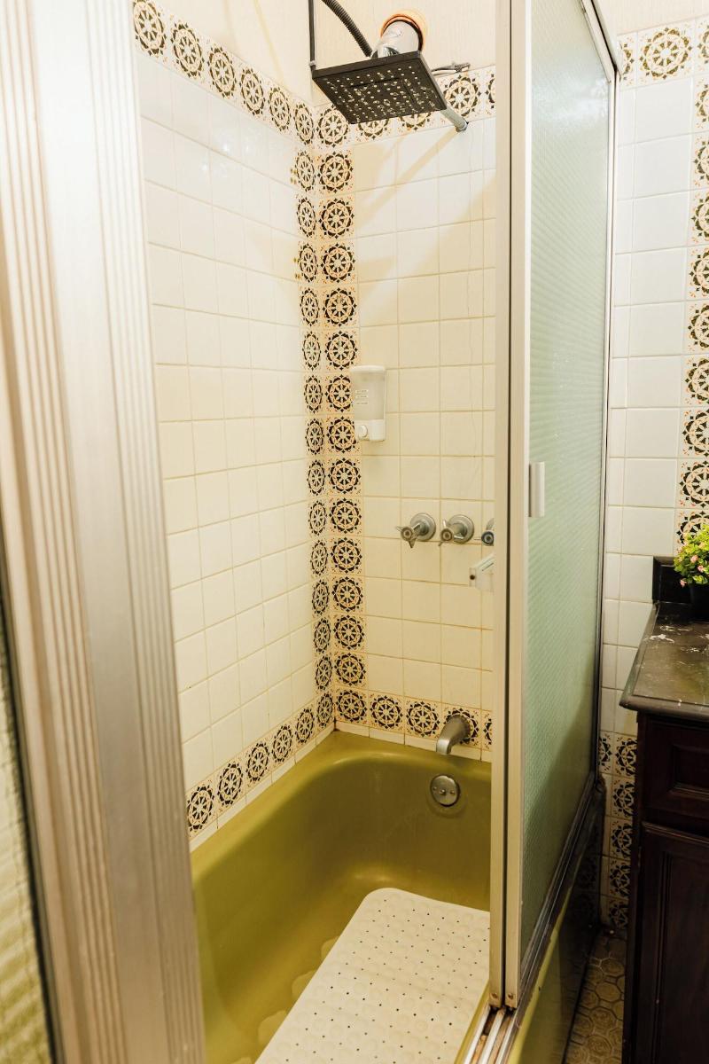 Gold House image