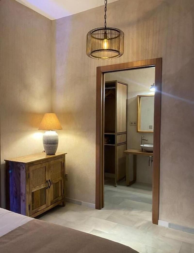 La Posada Del Limonero Adults Only image