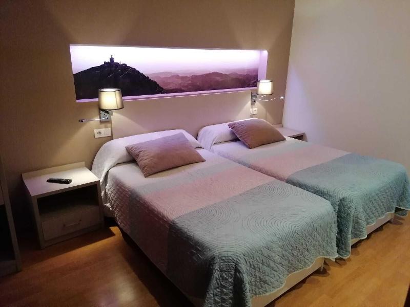 Hello Villarreal Suites image