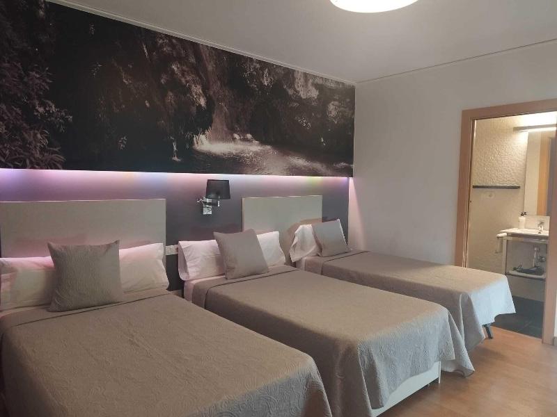 Hello Villarreal Suites image