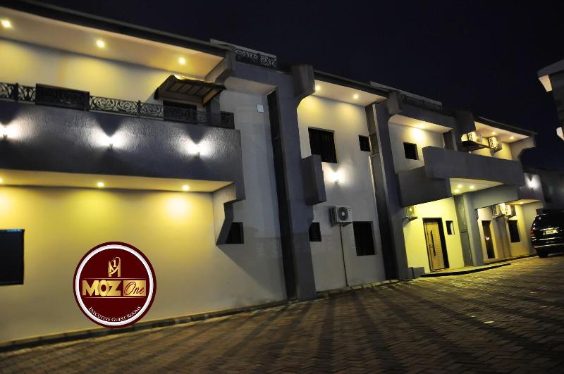 Moz One Executive Guest Rooms Hombori image