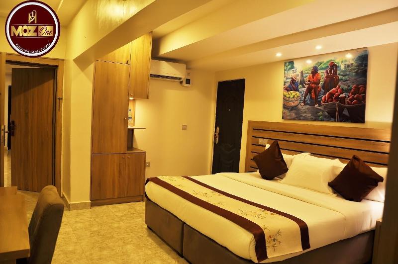 Moz One Executive Guest Rooms Hombori image