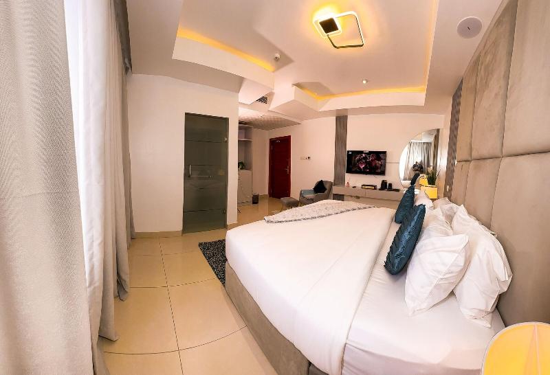 The Gibs Hotel image