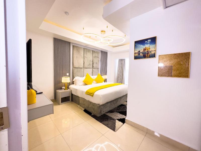 The Gibs Hotel image