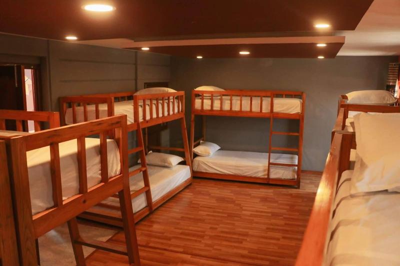 Harrys Home image