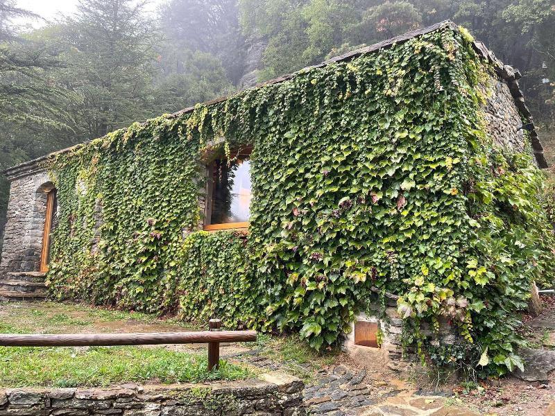 Hotel Santa Llucia Rupit image