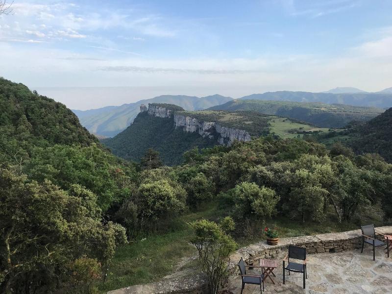 Hotel Santa Llucia Rupit image