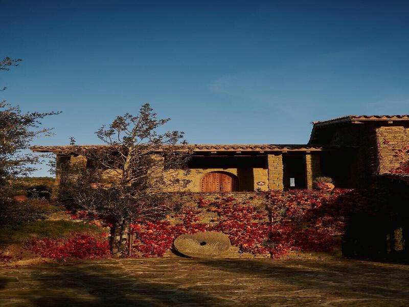 Hotel Santa Llucia Rupit image