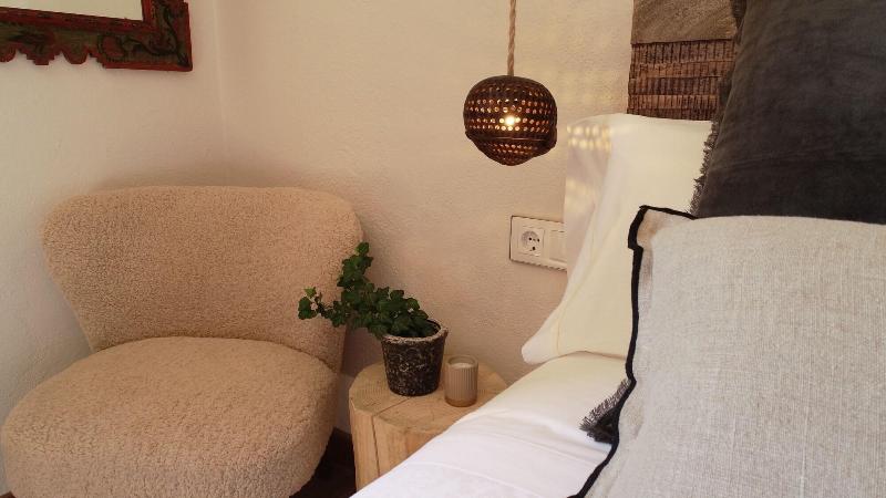 Hotel Santa Llucia Rupit image