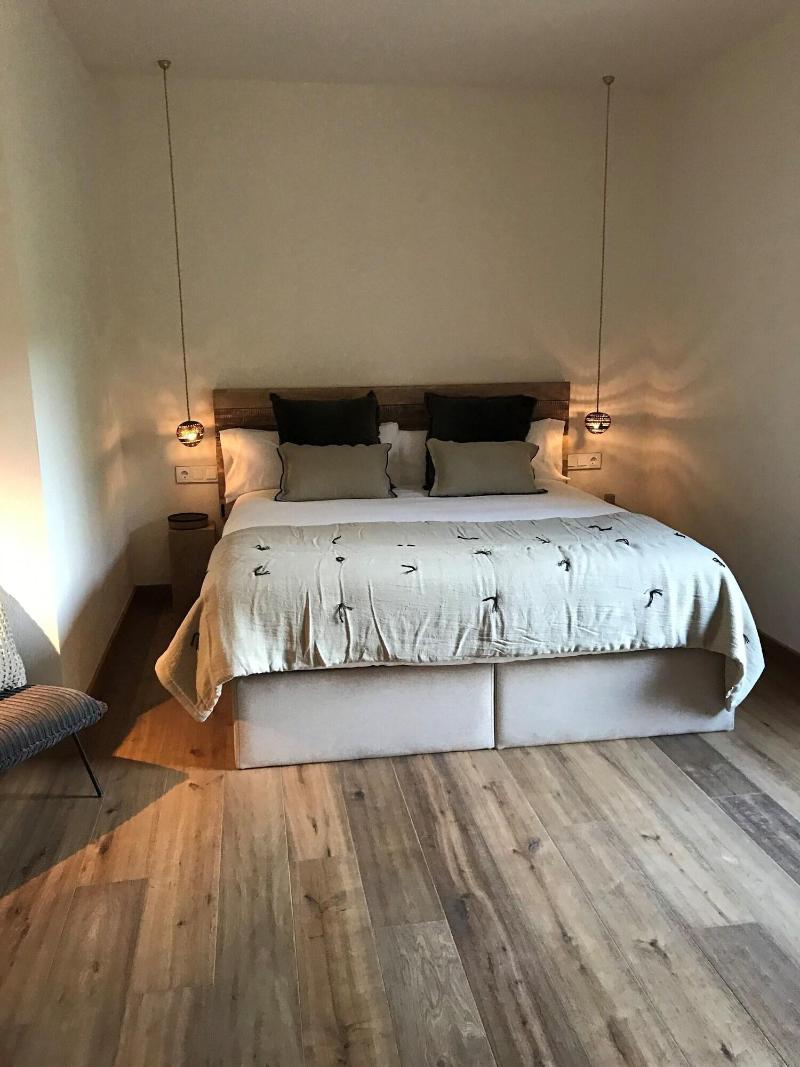 Hotel Santa Llucia Rupit image