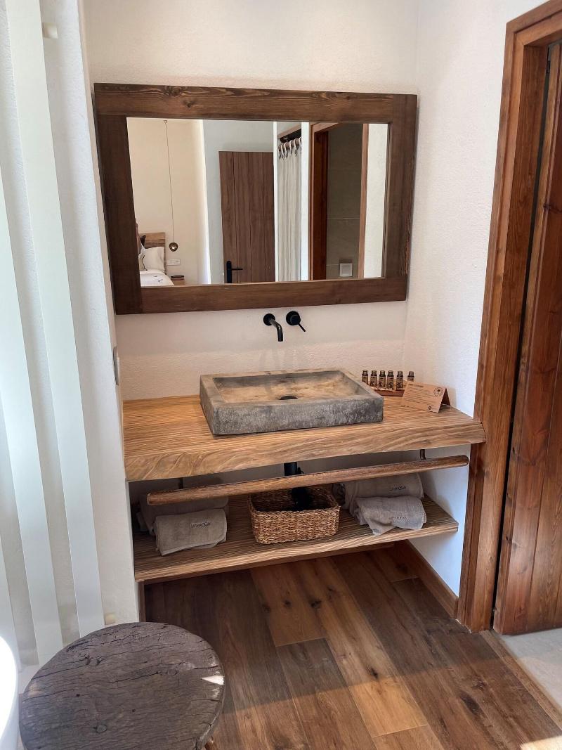 Hotel Santa Llucia Rupit image