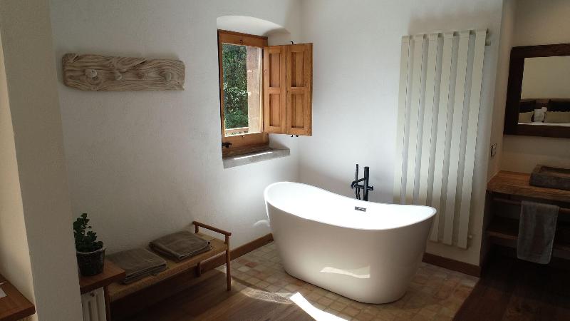 Hotel Santa Llucia Rupit image