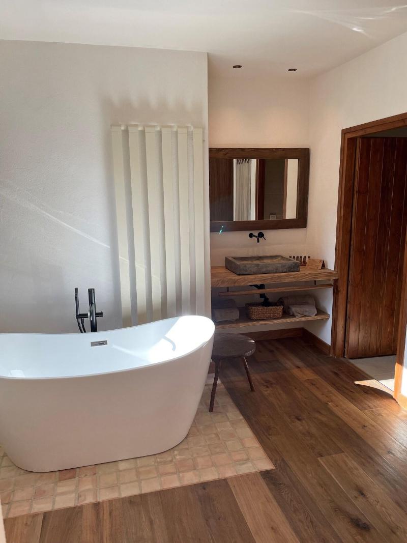 Hotel Santa Llucia Rupit image