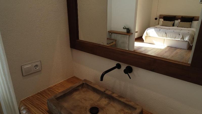 Hotel Santa Llucia Rupit image