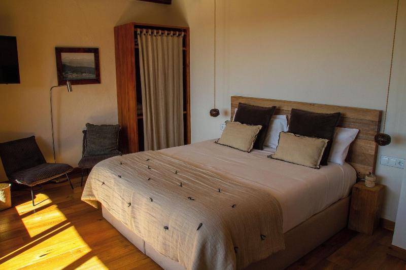 Hotel Santa Llucia Rupit image