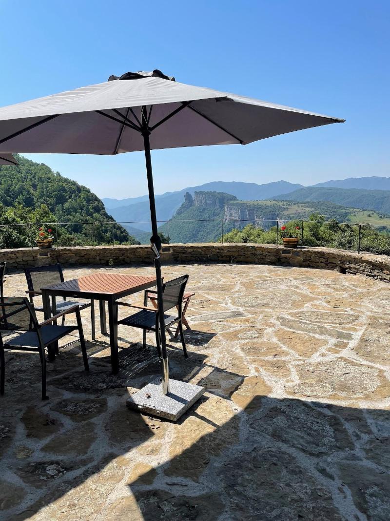 Hotel Santa Llucia Rupit image