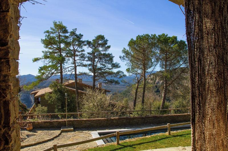 Hotel Santa Llucia Rupit image