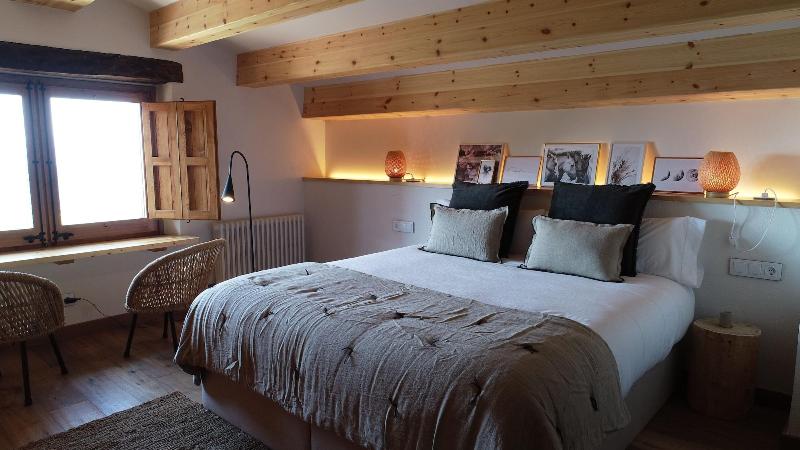 Hotel Santa Llucia Rupit image