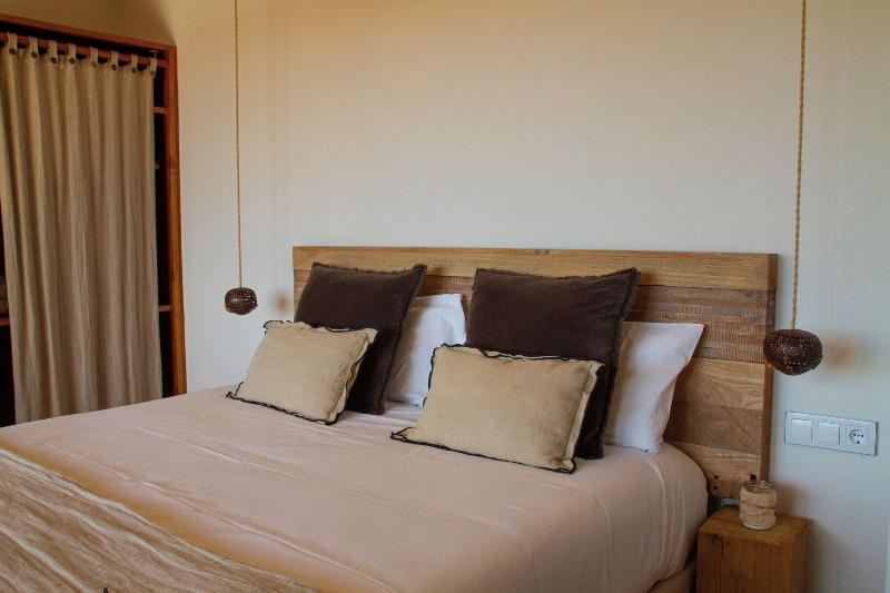 Hotel Santa Llucia Rupit image