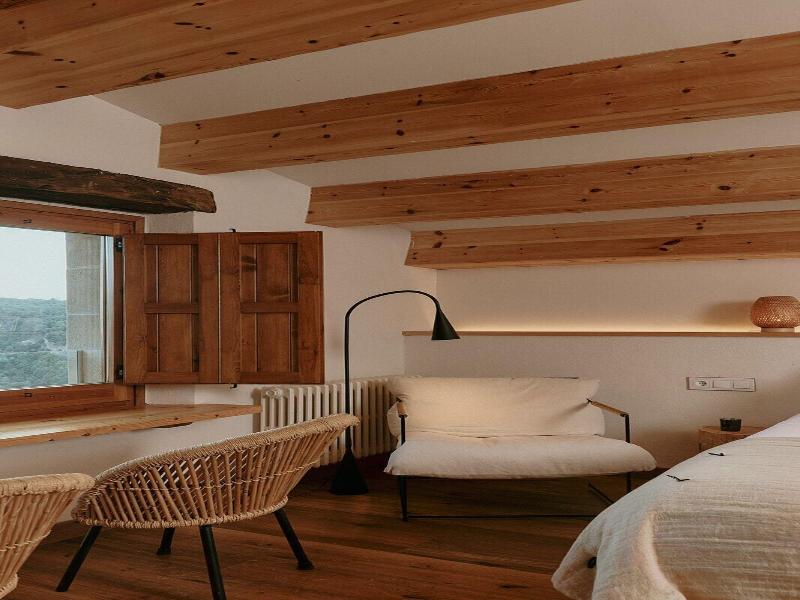 Hotel Santa Llucia Rupit image