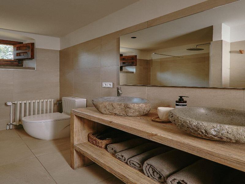 Hotel Santa Llucia Rupit image