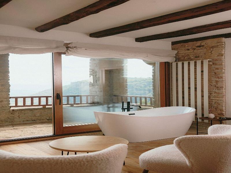 Hotel Santa Llucia Rupit image