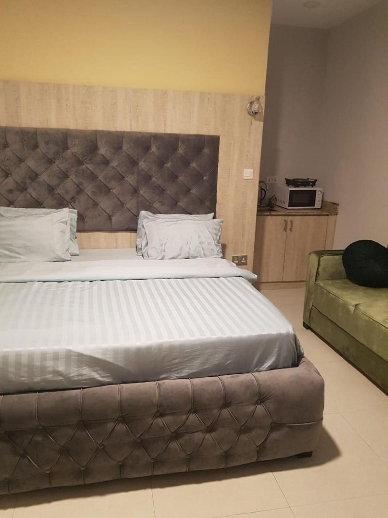 Juliet S Place Residence Hotels image